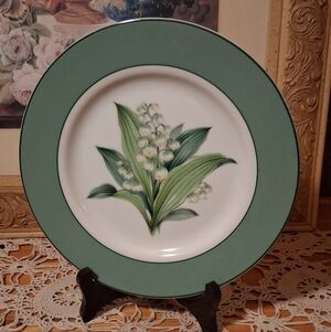 Lily Of The Vally Floral Dinner Plate